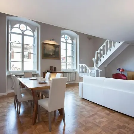Apartamento Historic Penthouse With 360 Views